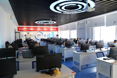 我校成功舉辦1+X證書“計算機視覺應(yīng)用開發(fā)”與“物聯(lián)網(wǎng)智能家居系統(tǒng)集成”師資培訓班開班典禮